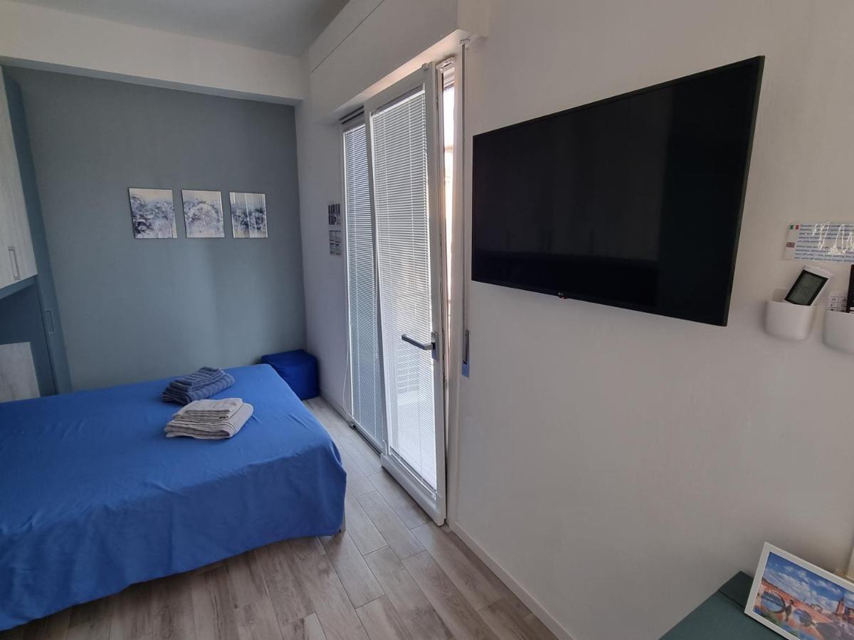 Blue House Apartment - San Massimo Verona Bagian luar foto